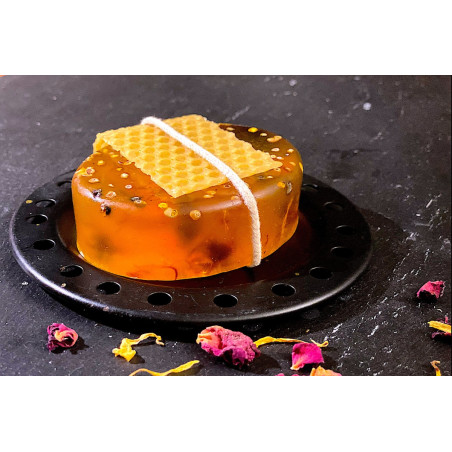 HONEY SOAP WITH FLOWER FLAKES