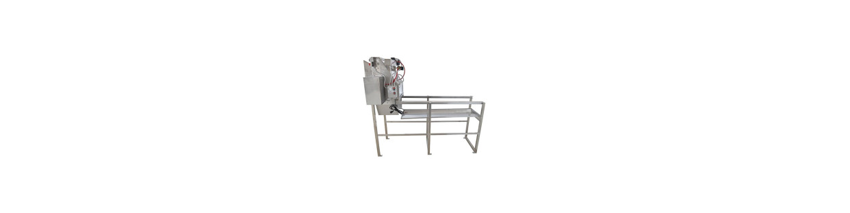  Automatic uncapping line